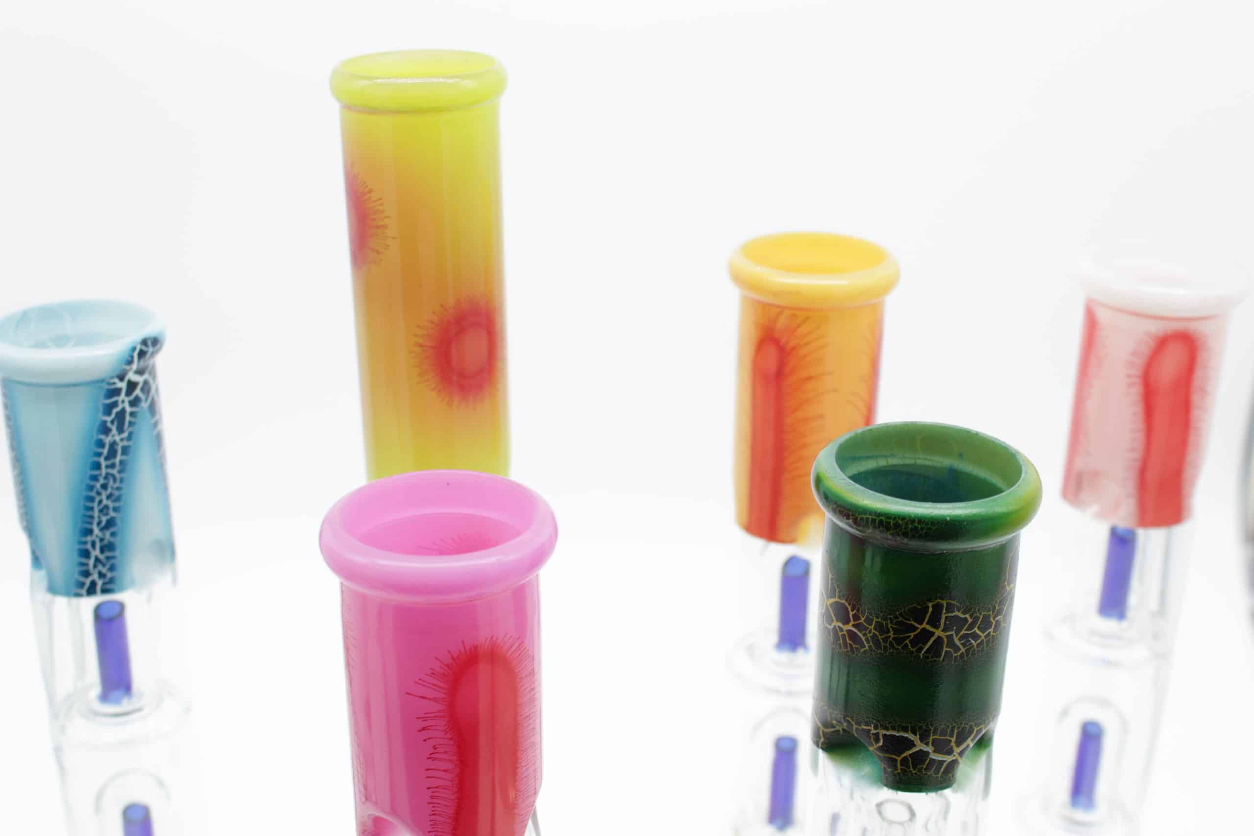 Triple Dome Percolator Beaker Bong – Crackle Glass Design with Fixed Downstem Bowl - Image 9