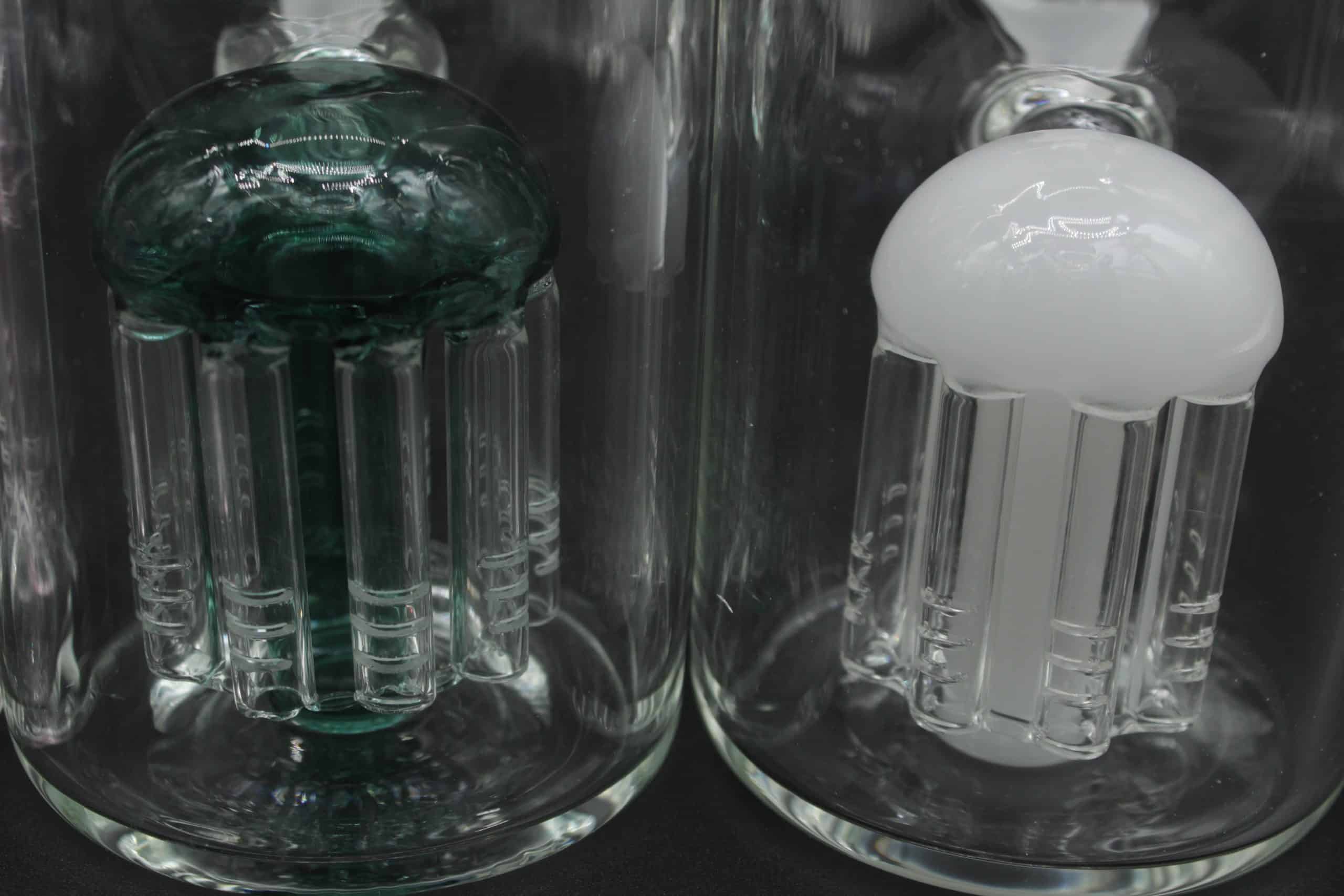 Whimsical Jellyfish Small Water Pipe – 5.5 Inch Borosilicate Glass Bong - Image 7